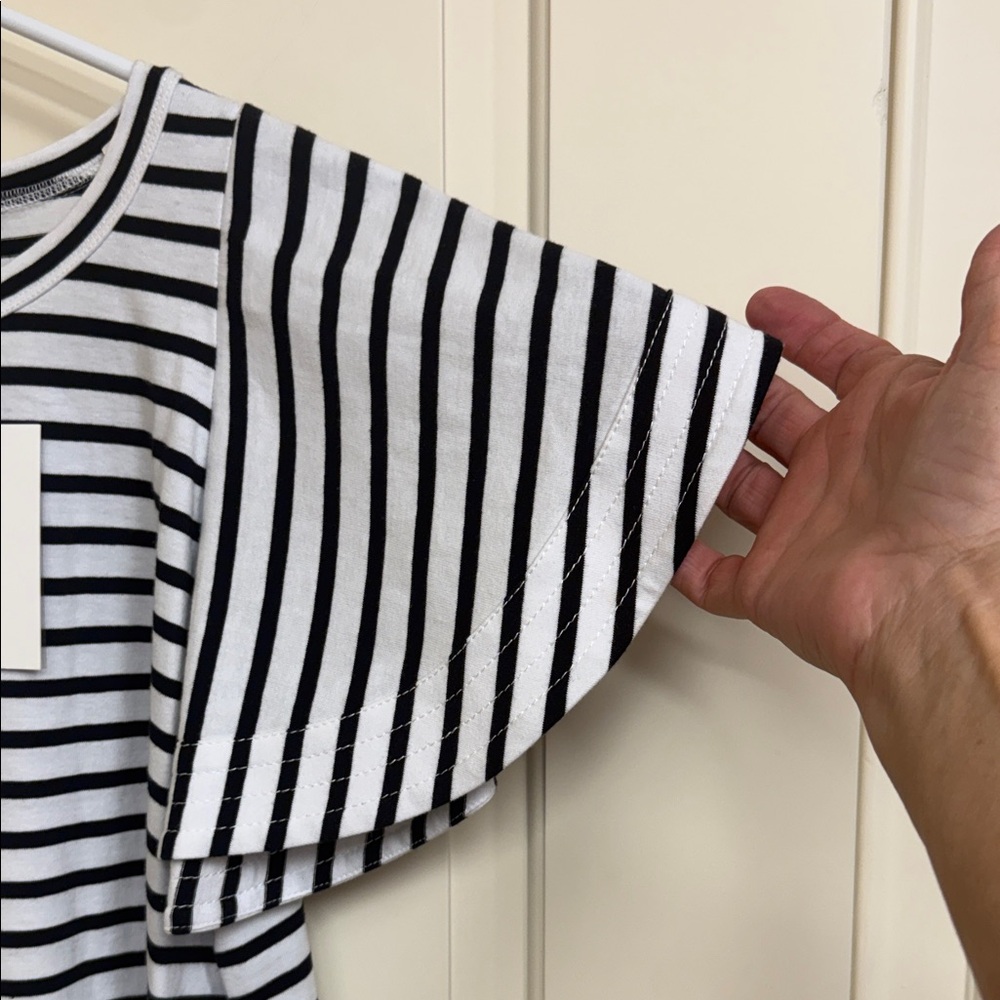 ALC Black and White Striped Women's Top - Picture 4 of 8